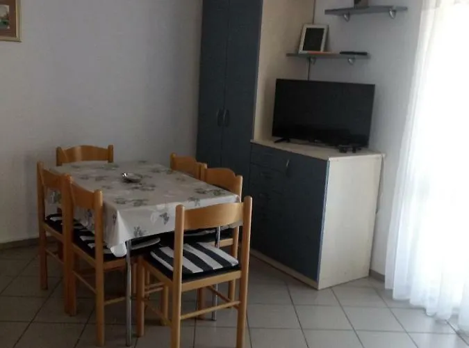 Ana Apartman